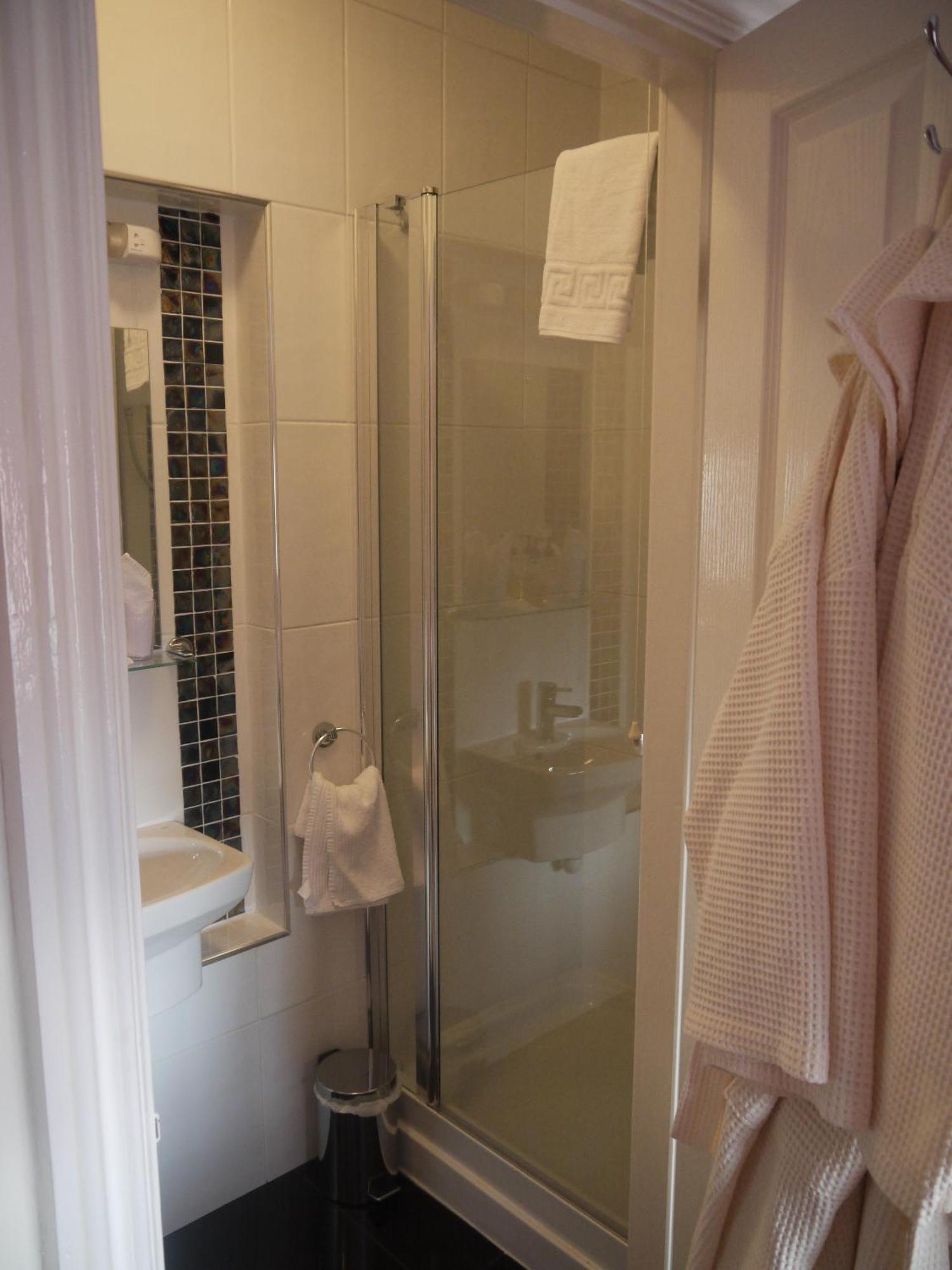 Bed & Breakfast Crickleigh House 4*